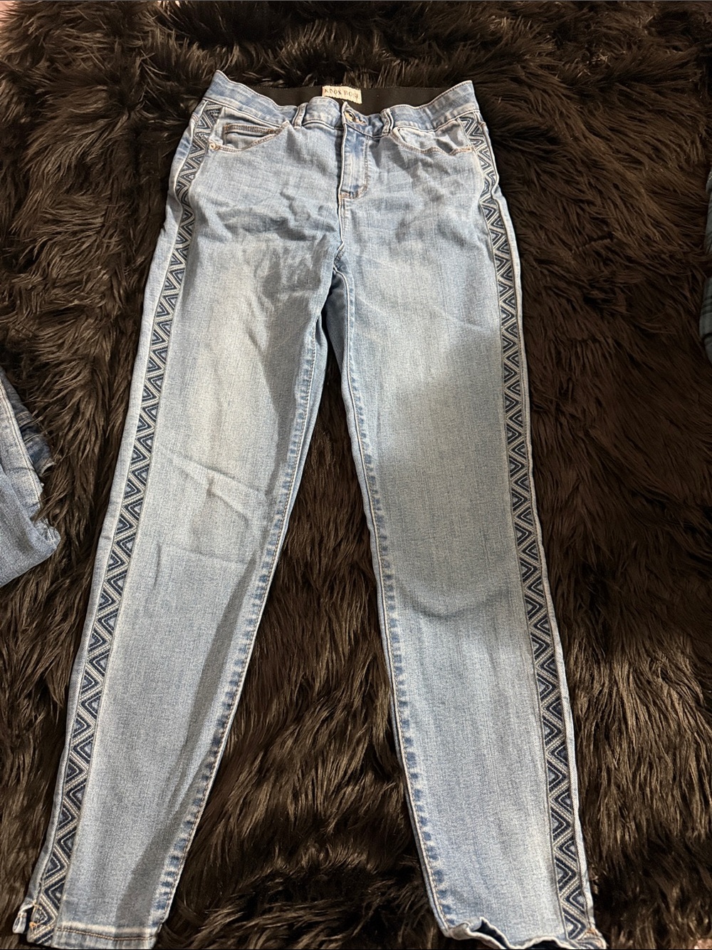 Knox Rose Light Wash Skinny Jeans with Navy Geometric Side Stripes